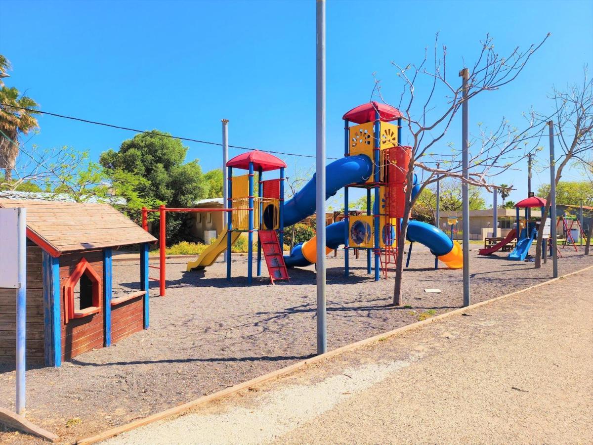 Nachsholim Kibbutz Country Lodging Nahsholim ภายนอก รูปภาพ