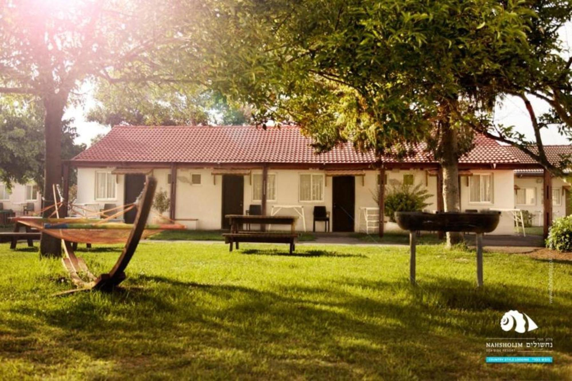 Nachsholim Kibbutz Country Lodging Nahsholim ภายนอก รูปภาพ